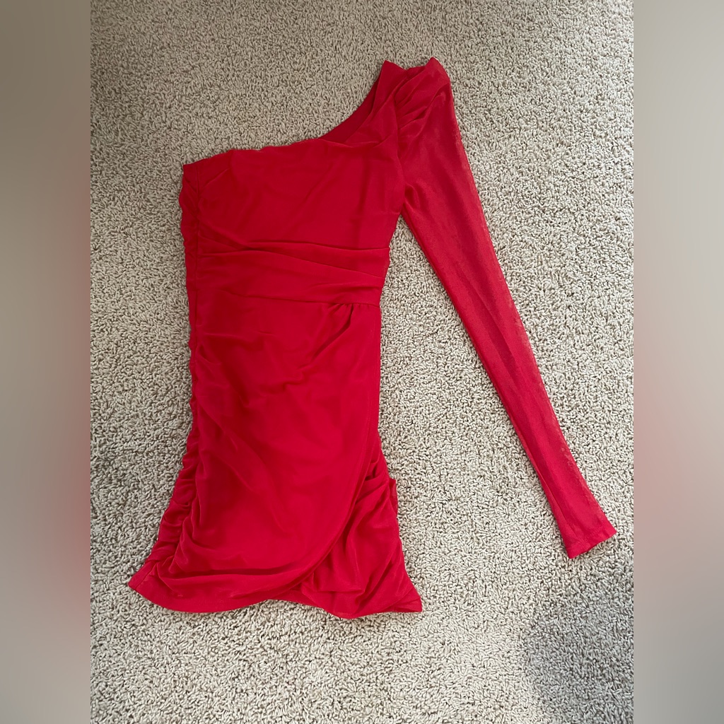Lucy In The Sky Larissa Puff Sleeve Mesh In Red Formal Dress